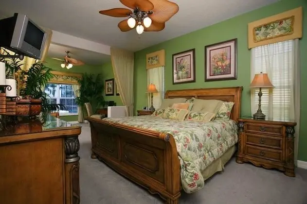 Ev, 5 Yatak Odası (7950)