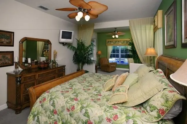 Ev, 5 Yatak Odası (7950)