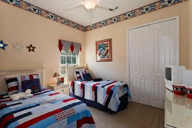 Ev, 5 Yatak Odası (7950)