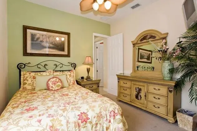 Ev, 5 Yatak Odası (7950)