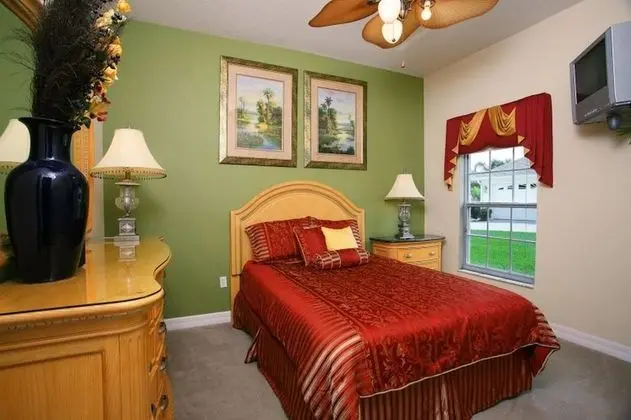 Ev, 5 Yatak Odası (7950)