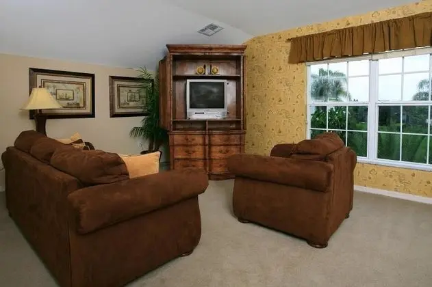 Ev, 5 Yatak Odası (7950)