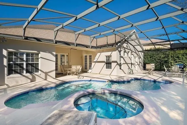 Ev, 5 Yatak Odası (7950)