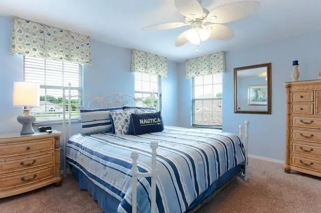 Ev (7 Bedroom, 6 Bathroom - 7900)