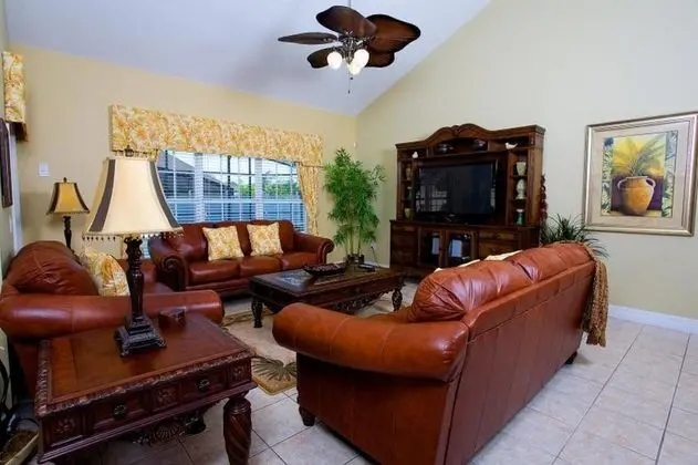 Ev (7 Bedroom, 6 Bathroom - 7900)