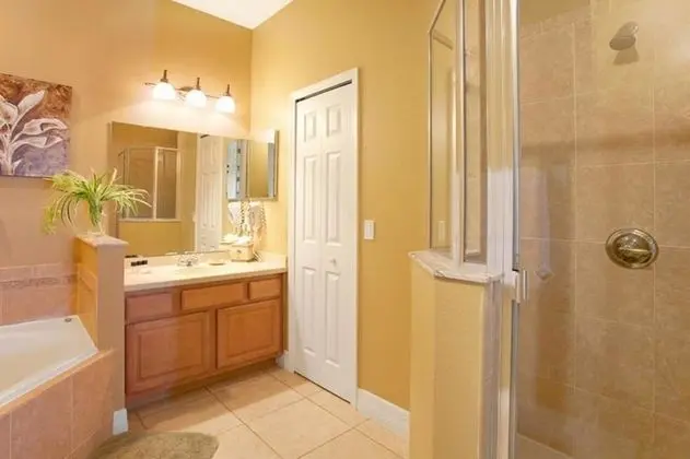 Ev (7 Bedroom, 6 Bathroom - 7900)