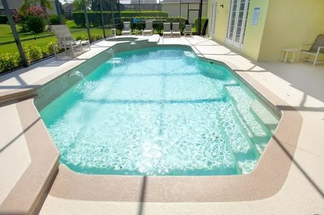 Ev (7 Bedroom, 6 Bathroom - 7905)