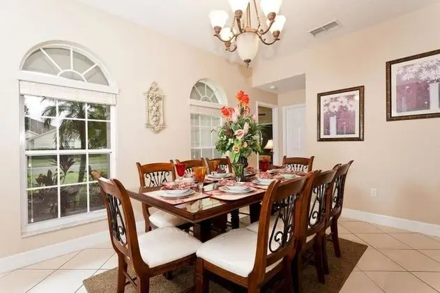 Ev (7 Bedroom, 6 Bathroom - 7905)