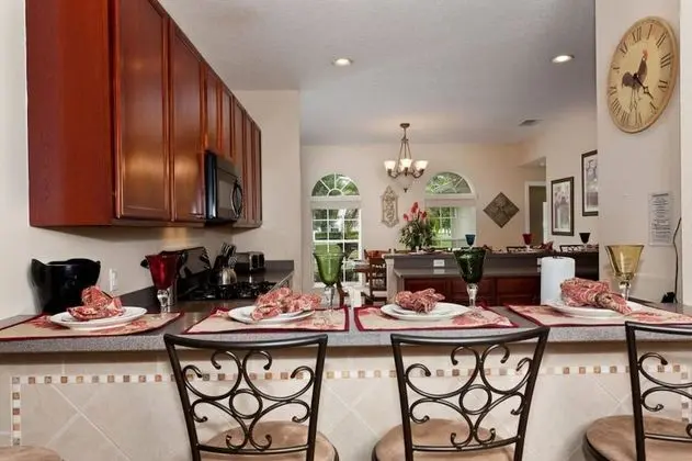 Ev (7 Bedroom, 6 Bathroom - 7905)