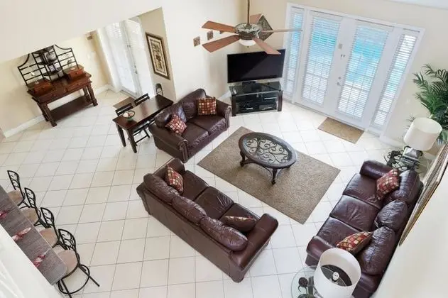 Ev (7 Bedroom, 6 Bathroom - 7905)