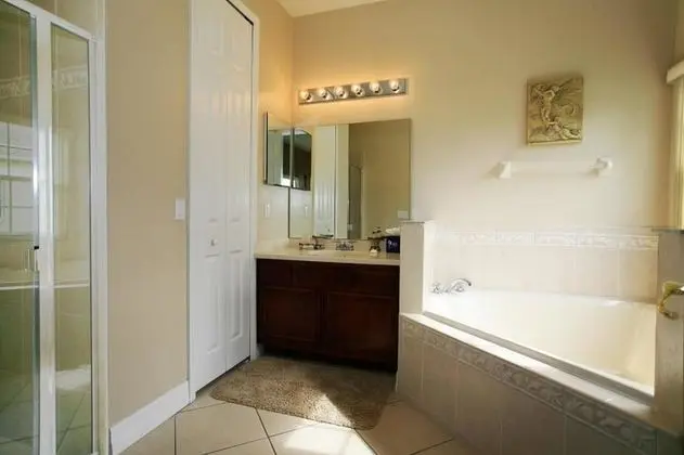 Ev (7 Bedroom, 6 Bathroom - 7905)