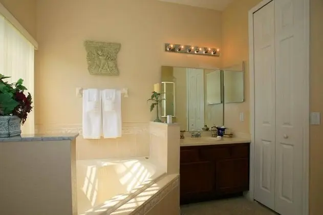 Ev (7 Bedroom, 6 Bathroom - 7905)