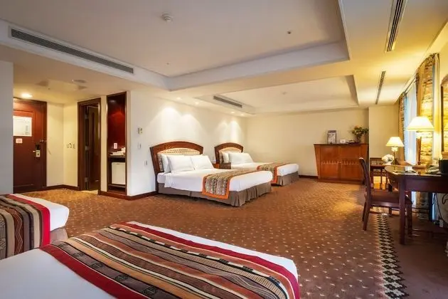 Deluxe Dört Kişilik Oda