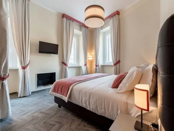 Honeymoon Tek Büyük Yataklı Oda, Şömine, Şehir Manzaralı