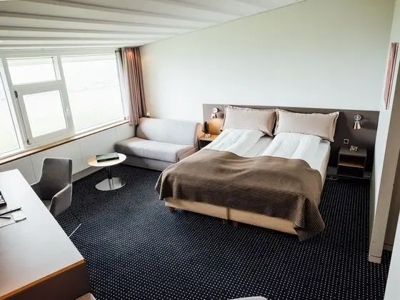Deluxe Family Room with Sea View