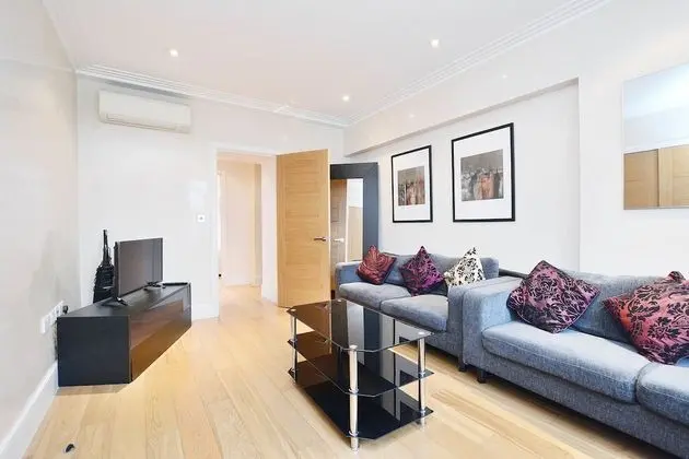 Classic Apart Daire, 2 Büyük (Queen) Boy Yatak, Sigara İçilmez, Şehir Manzaralı