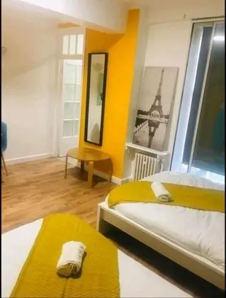 Tek Büyük Yataklı Oda