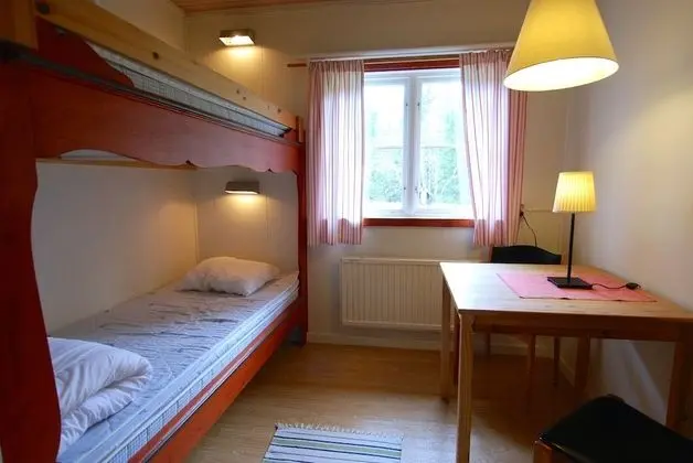 Basic İki Ayrı Yataklı Oda, Ortak Banyo