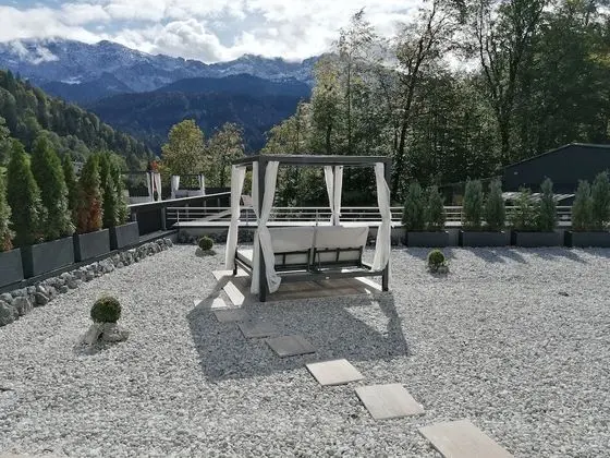 Panoramic Tek Büyük veya İki Ayrı Yataklı Oda, Balkon, Dağ Yamacı