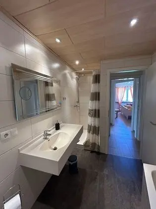 Süit, Özel Banyo, Bahçe Manzaralı