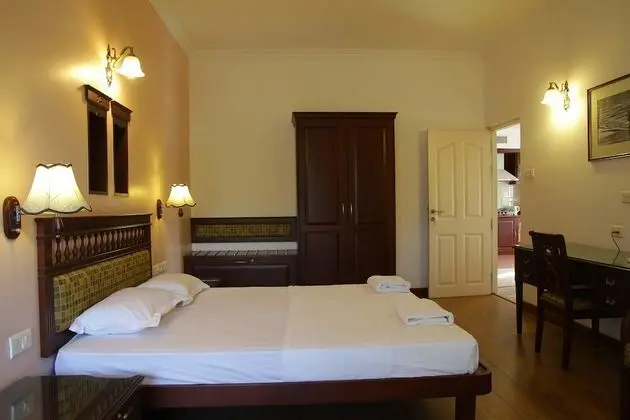 Tek Büyük Yataklı Oda