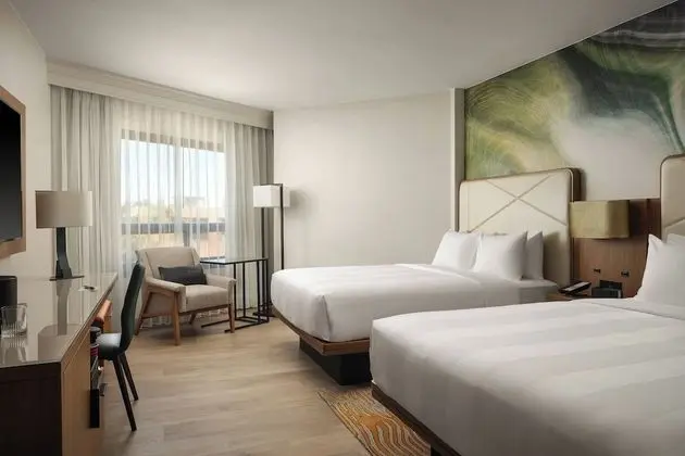 Standard Oda, 2 Büyük (Queen) Boy Yatak