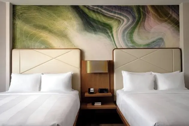 Standard Oda, 2 Büyük (Queen) Boy Yatak