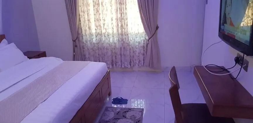 Deluxe Tek Büyük Yataklı Oda