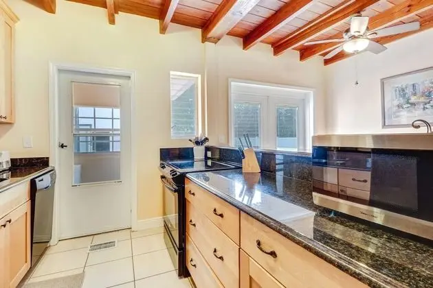 Ev (7831 Estero Blvd)
