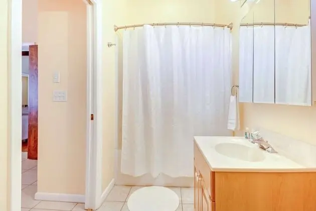 Ev (7831 Estero Blvd)