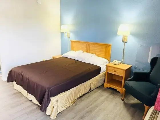 Basic Oda, 1 Büyük (Queen) Boy Yatak, Sigara İçilmez