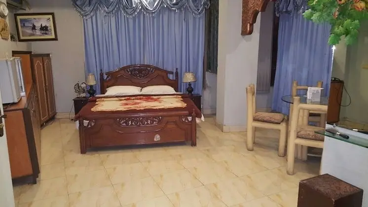 Standard Tek Büyük Yataklı Oda