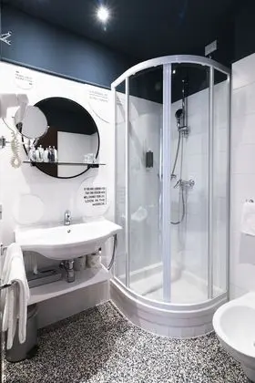 Classic Tek Büyük Yataklı Oda (Plus)