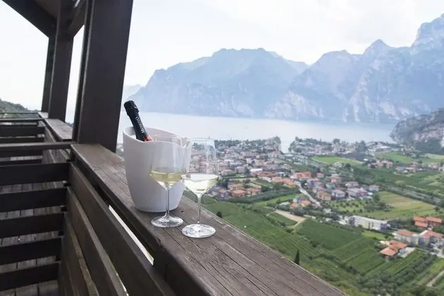 Superior Tek Büyük veya İki Ayrı Yataklı Oda