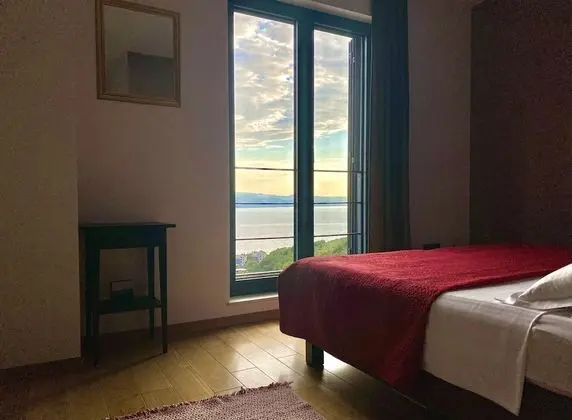 Villa, 4 Yatak Odası, Şömine