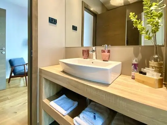 Villa, 4 Yatak Odası, Şömine