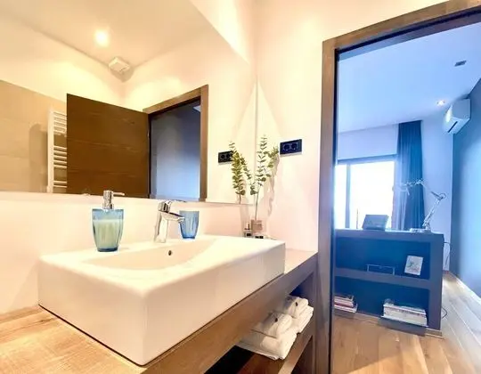 Villa, 4 Yatak Odası, Şömine