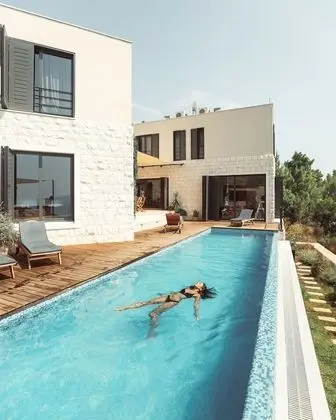 Villa, 4 Yatak Odası, Şömine