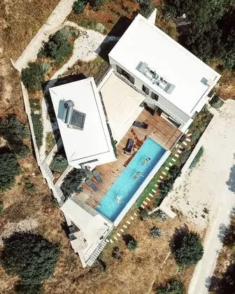 Villa, 4 Yatak Odası, Şömine