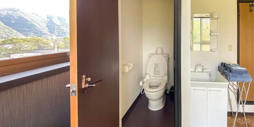 Basic Üç Kişilik Oda, Sigara İçilmez (1-4 people / Tenor)