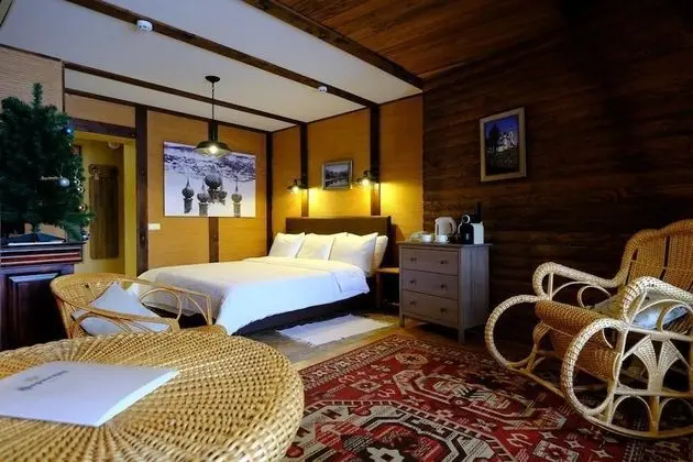 Deluxe Süit, 1 En Büyük (King) Boy Yatak, Balkon, Nehir Manzaralı