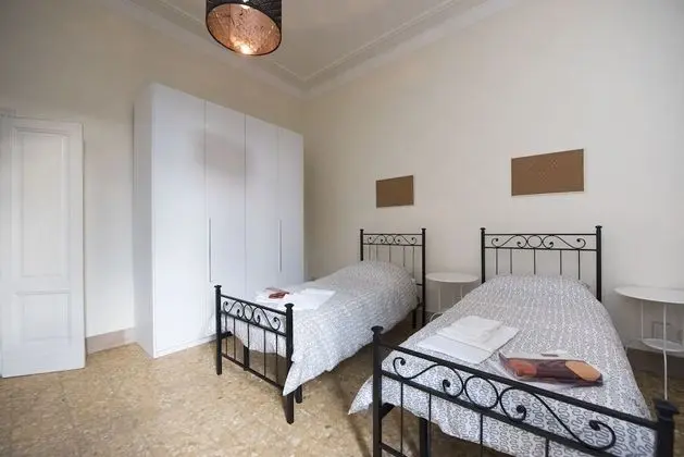 Basic Apart Daire, 4 Yatak Odası