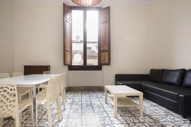 Basic Apart Daire, 4 Yatak Odası