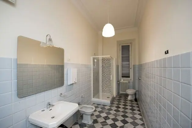 Basic Apart Daire, 4 Yatak Odası