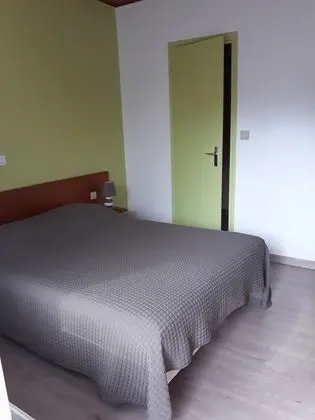 Basic Tek Büyük Yataklı Oda