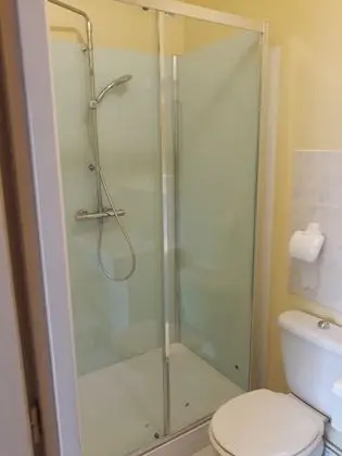 Basic Tek Büyük Yataklı Oda