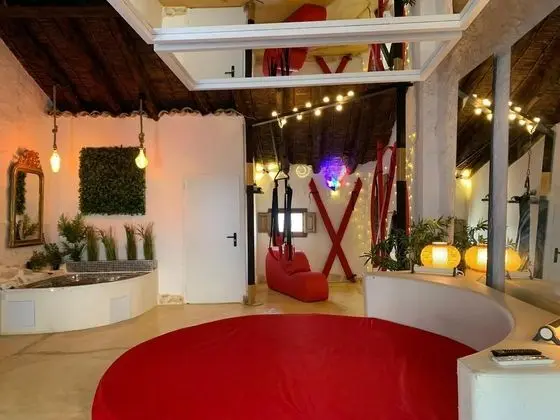 Romantic Büyük Yataklı Tek Kişilik Oda