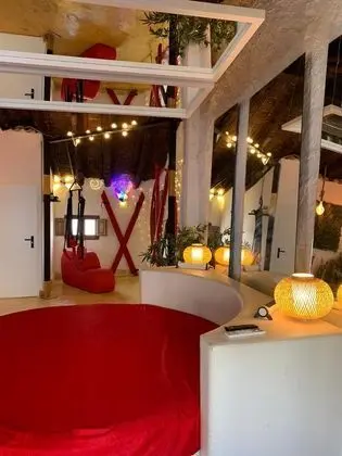 Romantic Büyük Yataklı Tek Kişilik Oda