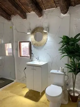 Romantic Büyük Yataklı Tek Kişilik Oda