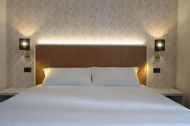 Comfort Tek Büyük veya İki Ayrı Yataklı Oda